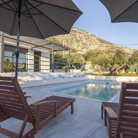Olive Lounge House Ferienhaus