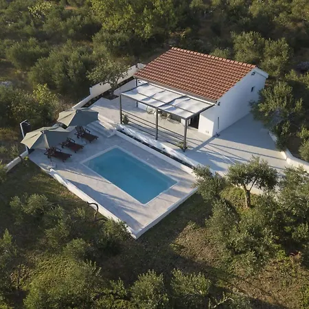Olive Lounge House Ferienhaus *