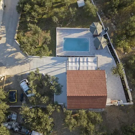 Olive Lounge House * Makarska